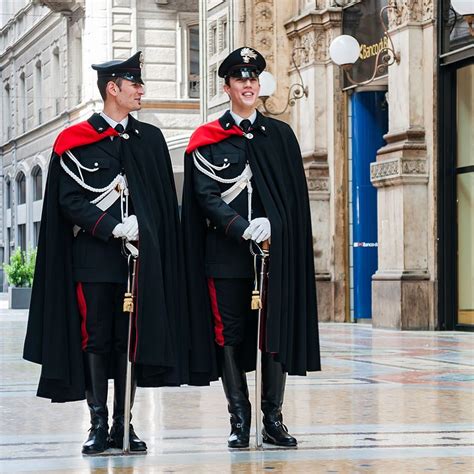 italian carabinieri uniform